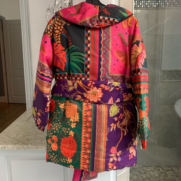 Farm Rio  Mixed Scarves  Kimono Puffer - Picture 11 of 16